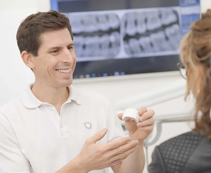 Zahnarzt in Mannheim für Implantologie, Parodontologie, Endodontie